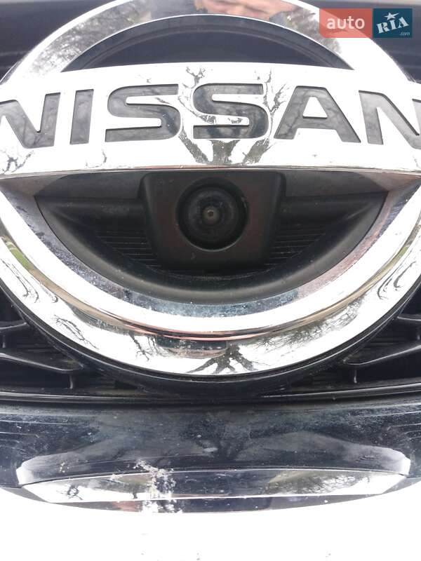 Nissan-15