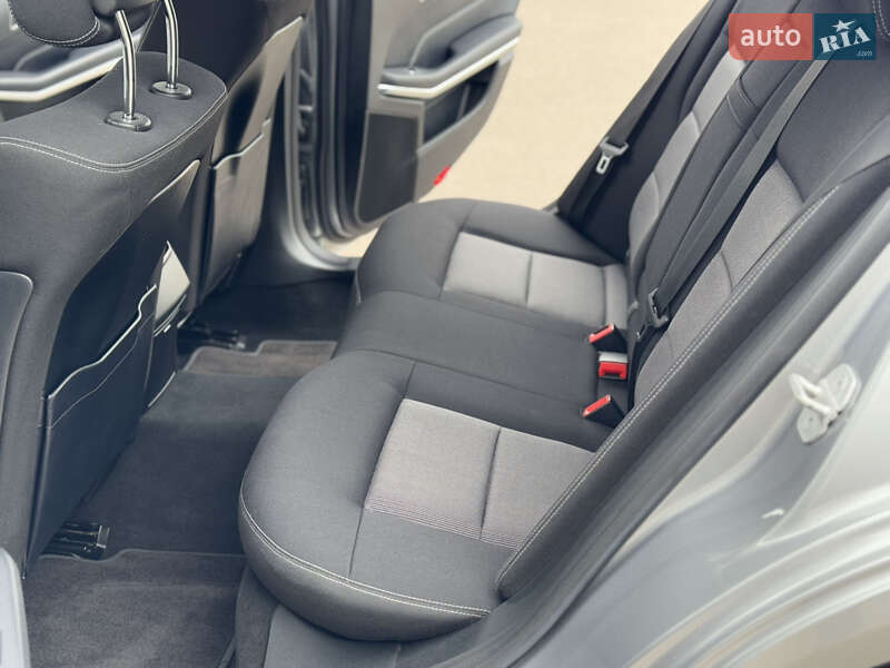 Mercedes-Benz E-Class 2014