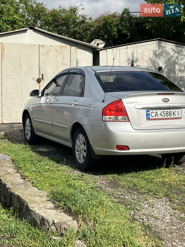 Kia Cerato 2008