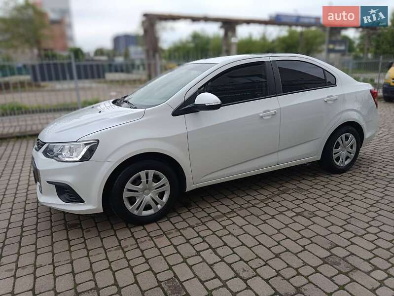 Chevrolet Aveo 2017