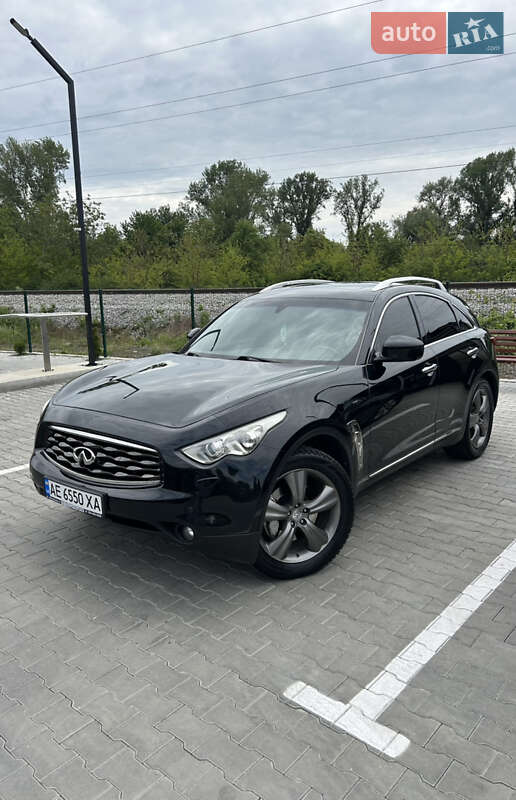 Infiniti FX 37 2011