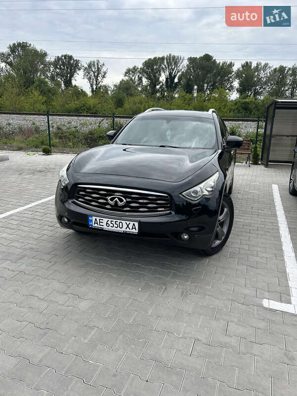 Infiniti FX 37 2011