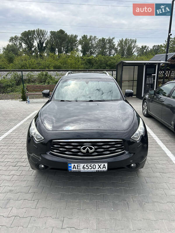 Infiniti FX 37 2011