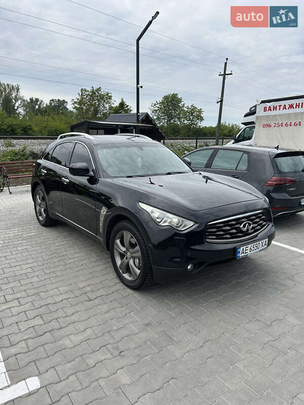 Infiniti FX 37 2011