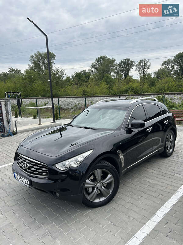 Infiniti FX 37 2011