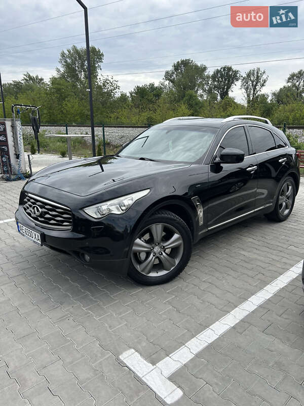 Infiniti FX 37 2011