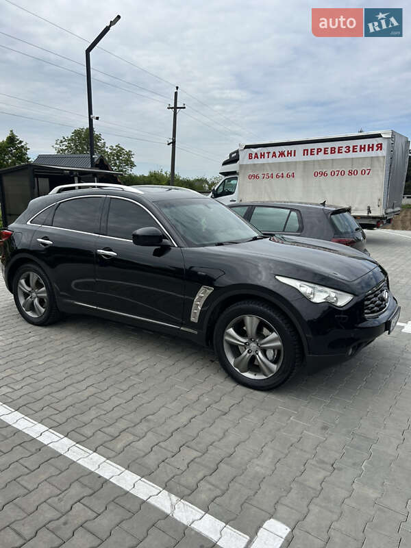 Infiniti FX 37 2011