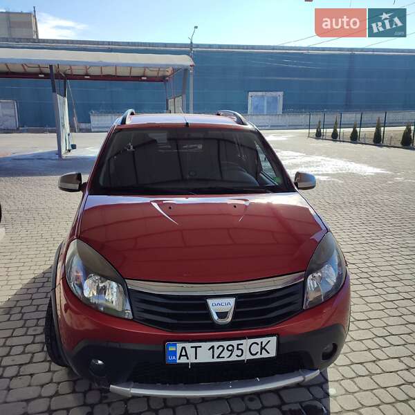 Dacia Sandero StepWay 2011