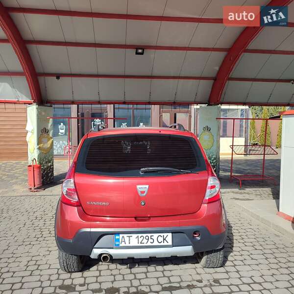 Dacia Sandero StepWay 2011