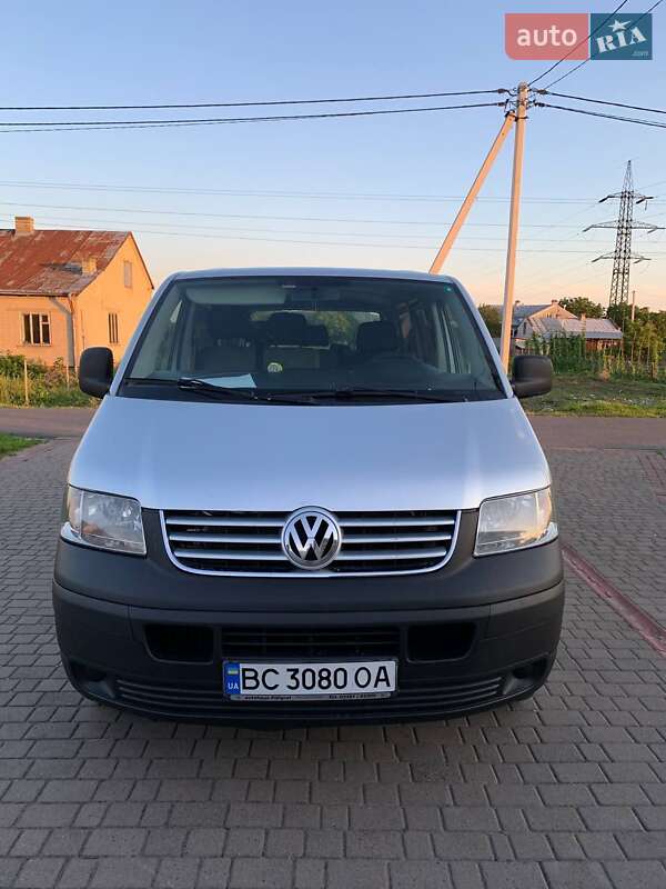 Volkswagen Caravelle 2008