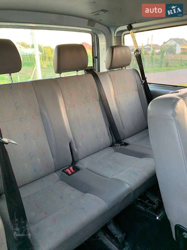 Volkswagen Caravelle 2008