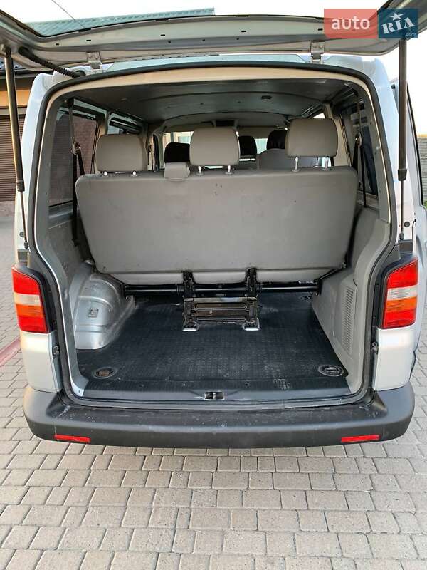 Volkswagen Caravelle 2008