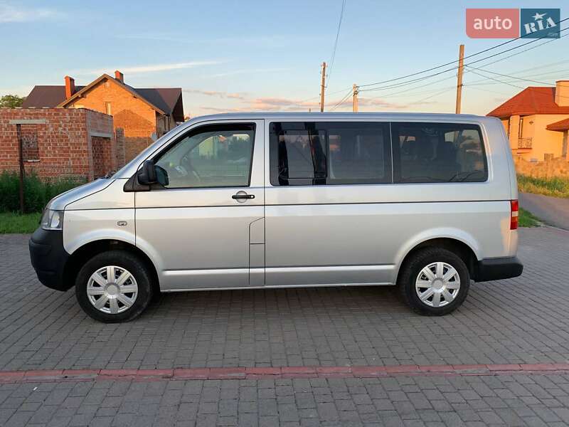 Volkswagen Caravelle 2008