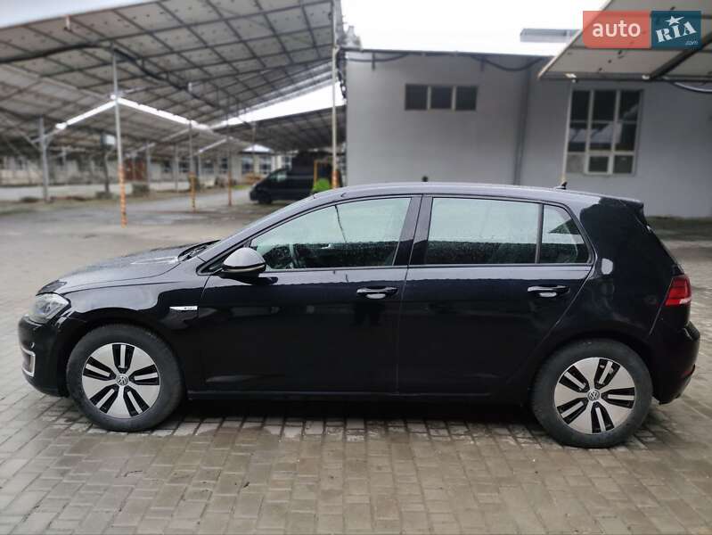 Volkswagen e-Golf 2017