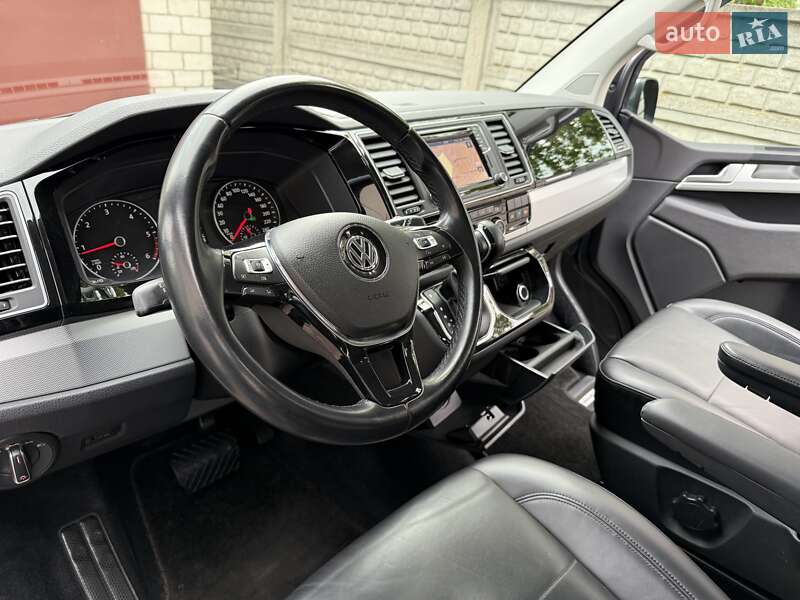 Volkswagen Caravelle 2019