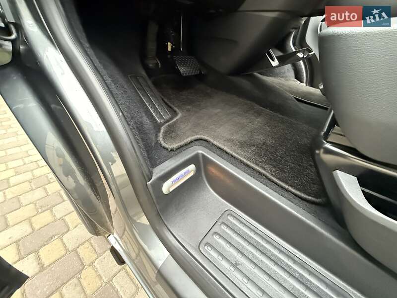 Volkswagen Caravelle 2019