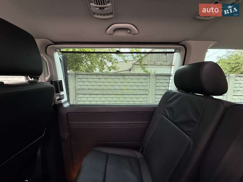 Volkswagen Caravelle 2019