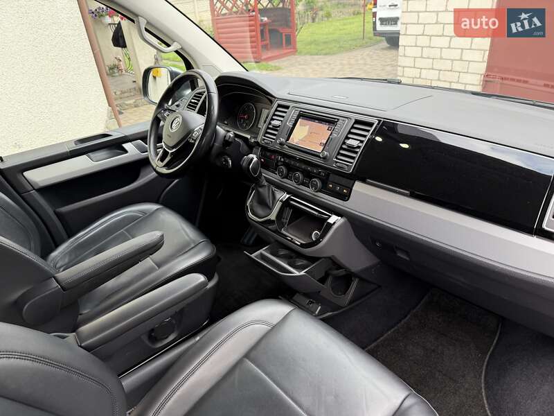 Volkswagen Caravelle 2019