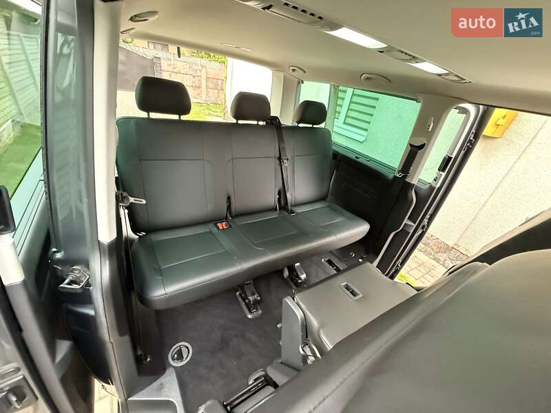 Volkswagen Caravelle 2019