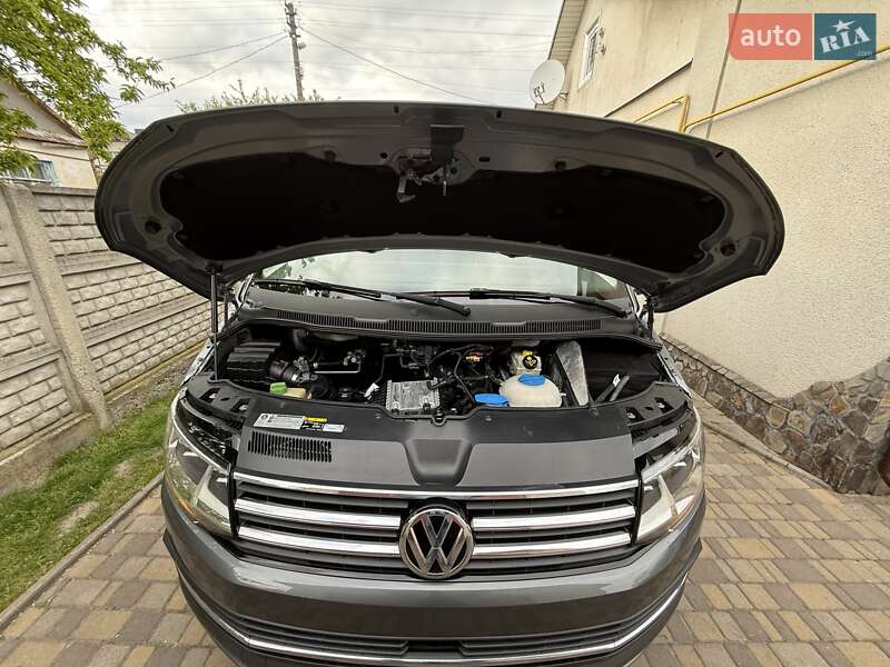 Volkswagen Caravelle 2019