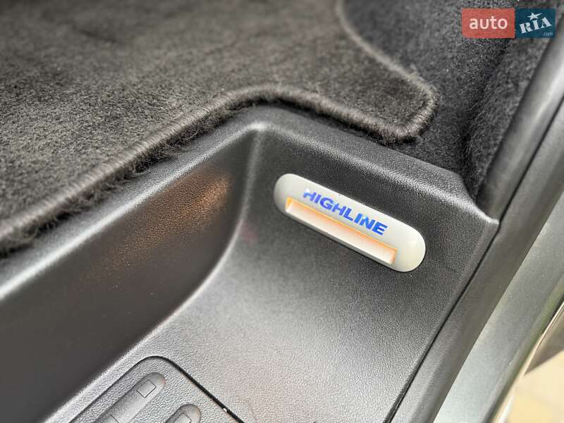 Volkswagen Caravelle 2019