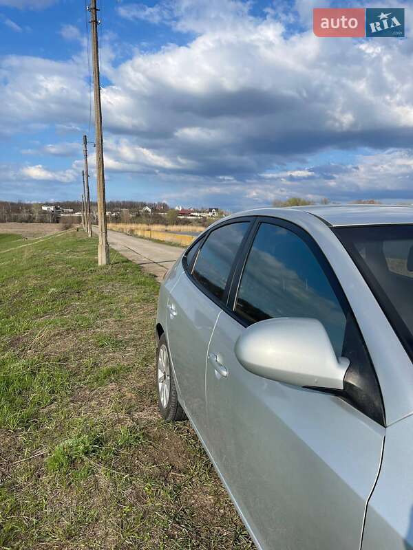 Hyundai Elantra 2008