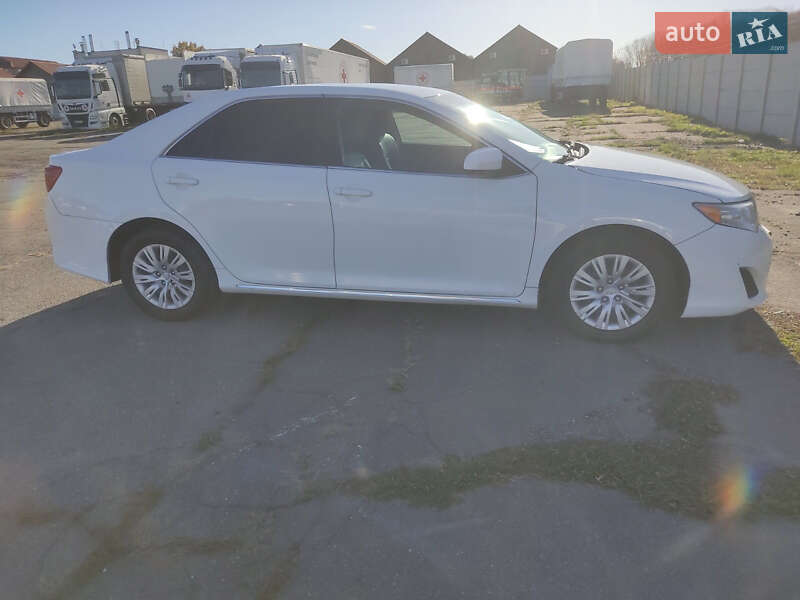 Toyota Camry 2013