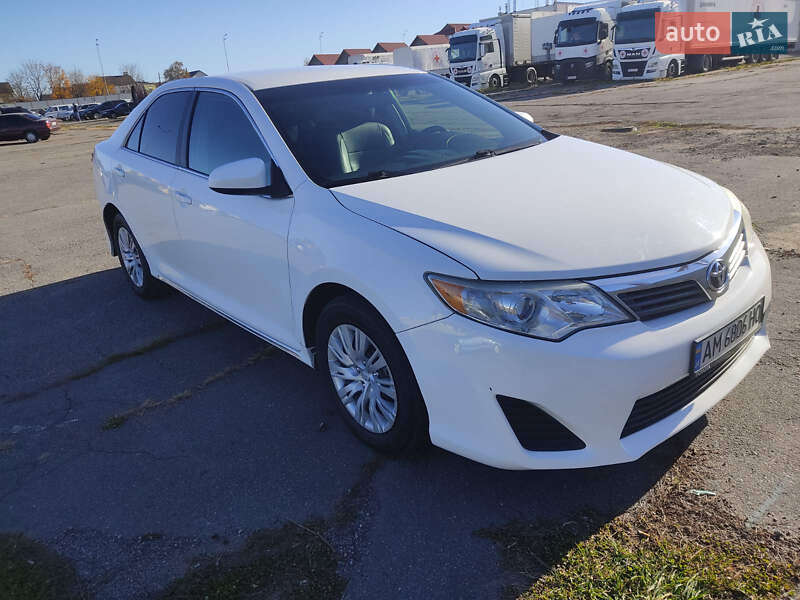 Toyota Camry 2013