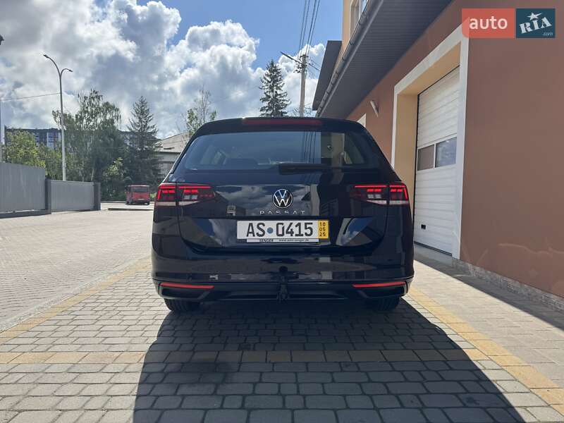 Volkswagen Passat 2022