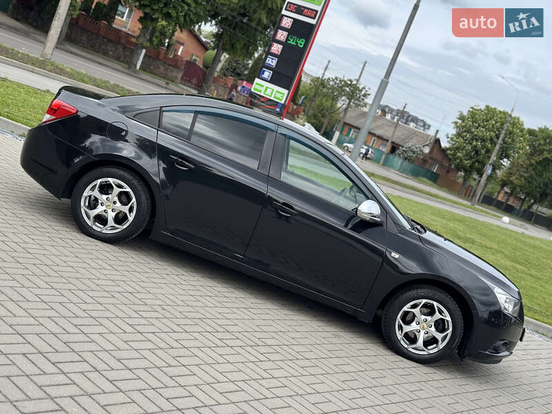 Chevrolet Cruze 2011