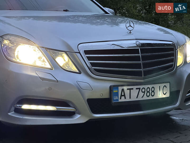 Mercedes-Benz E-Class 2011