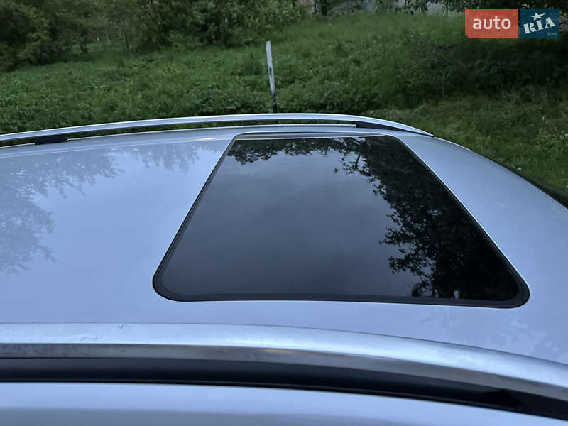 Mercedes-Benz E-Class 2011