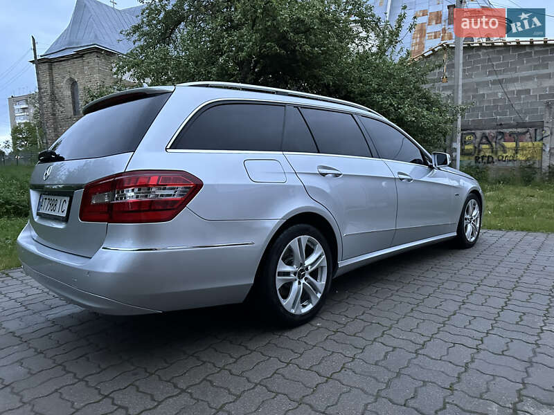 Mercedes-Benz E-Class 2011