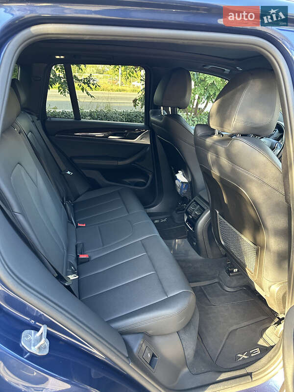 BMW-21