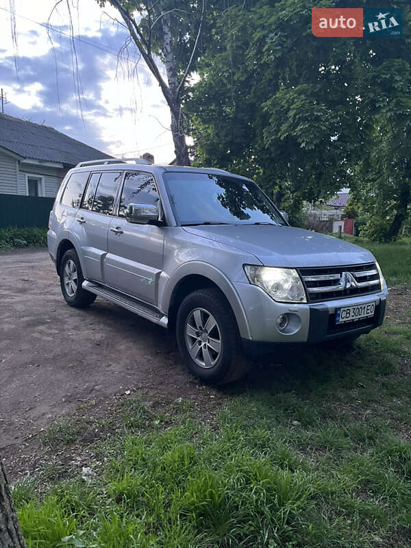 Mitsubishi Pajero 2007