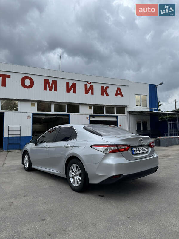 Toyota Camry 2018