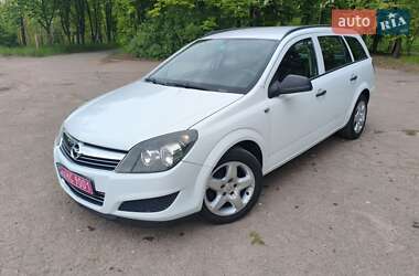 Opel Astra 2010