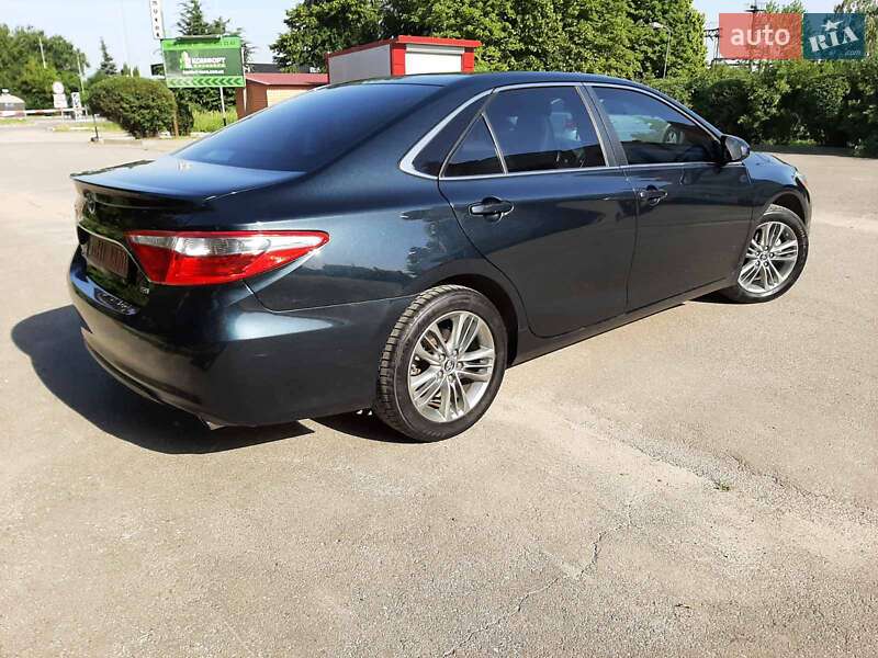 Toyota Camry 2015