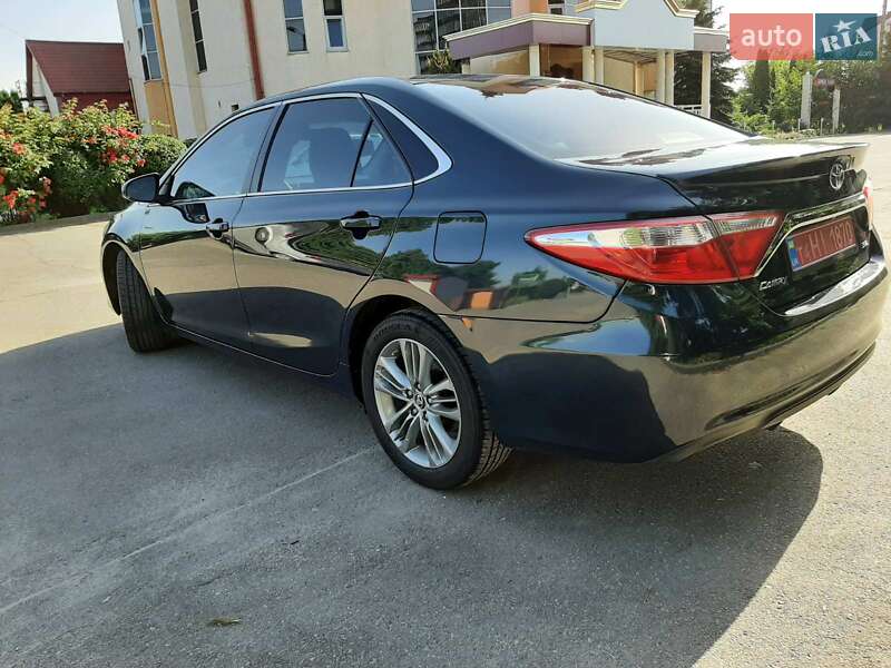 Toyota Camry 2015