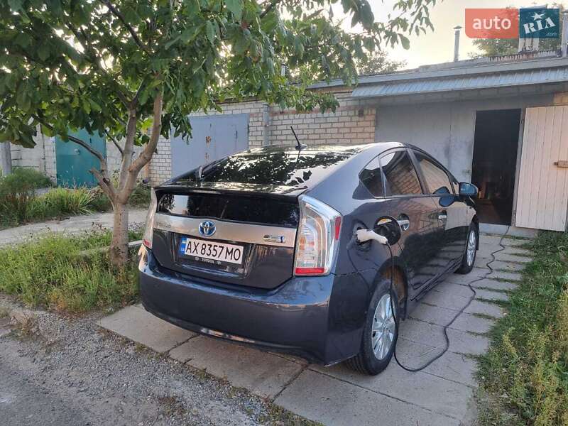 Toyota Prius 2014