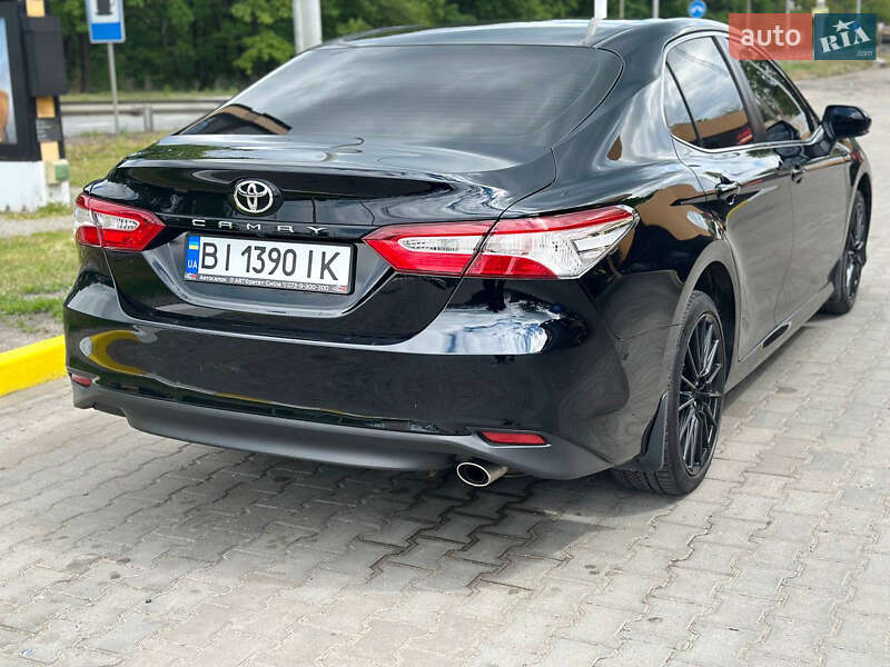 Toyota Camry 2018
