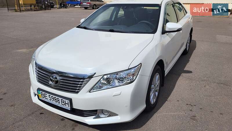 Toyota Camry 2011