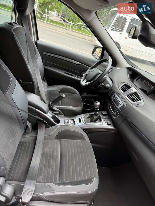 Renault Scenic 2013