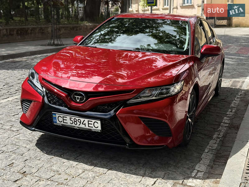 Toyota Camry 2018