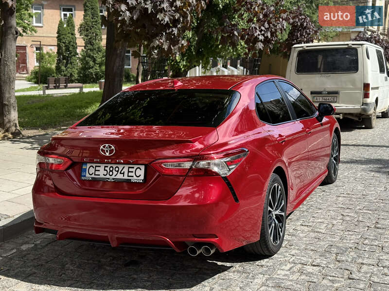 Toyota Camry 2018