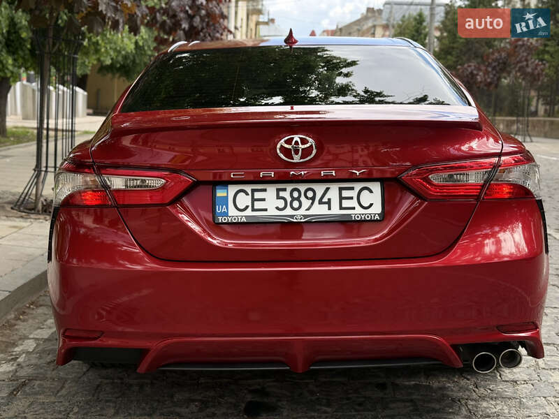 Toyota Camry 2018