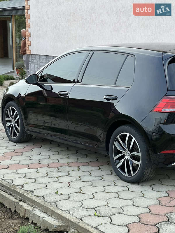 Volkswagen e-Golf 2020