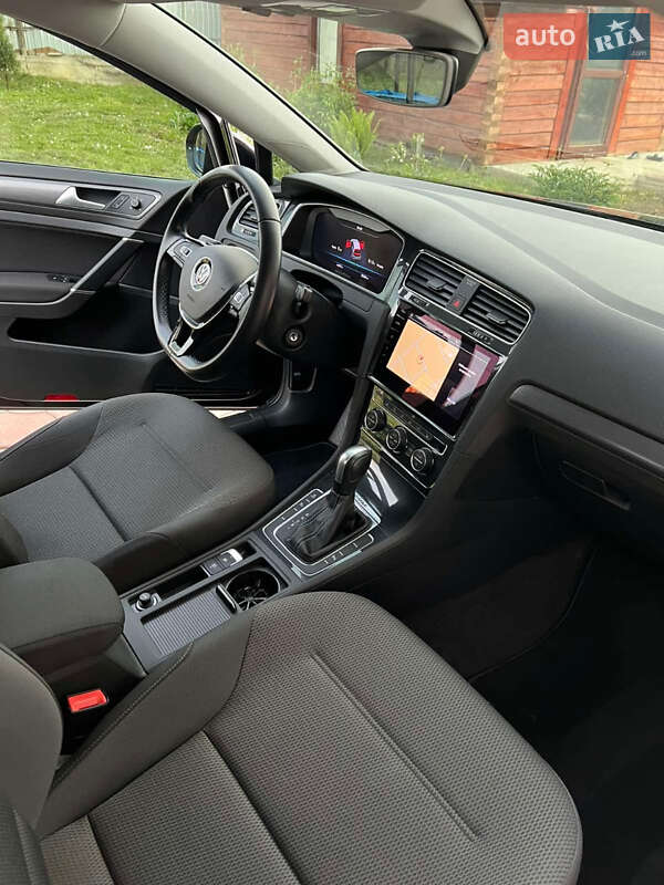 Volkswagen e-Golf 2020