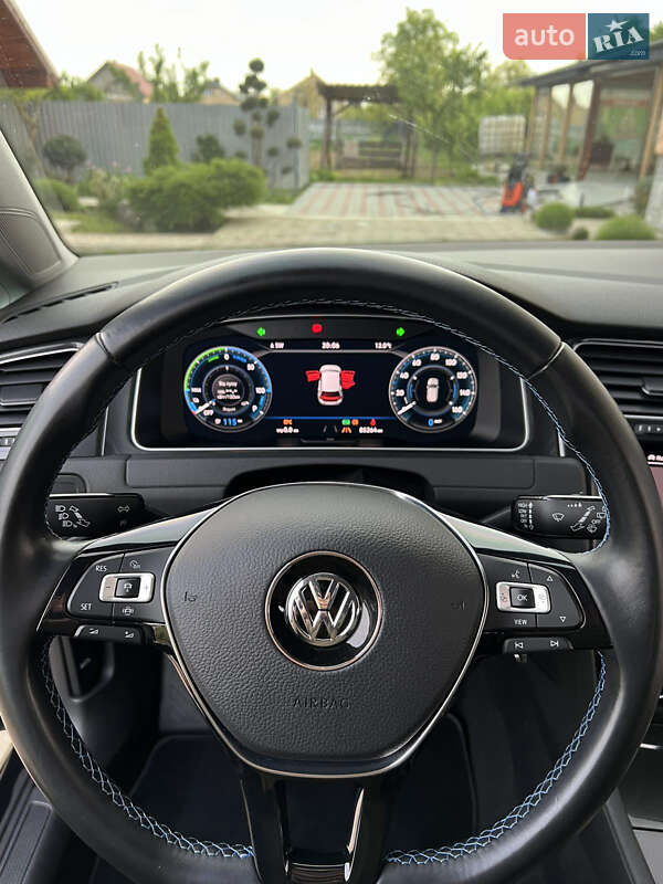 Volkswagen e-Golf 2020