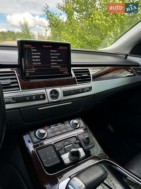 Audi A8 2014